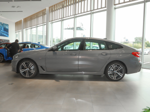 2021Ŀ 630i M\(yn)(dng)b (c)