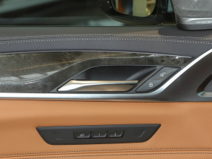 2021Ŀ 630i M\b п؅^