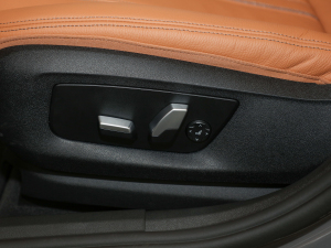 2021Ŀ 630i AOӋb {{