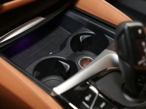 2021Ŀ 630i AOӋb ǰű