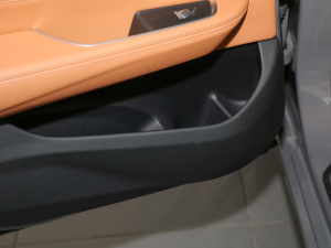 2021Ŀ 630i AOӋb Tg