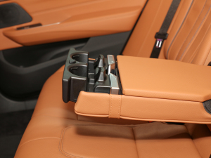 2021Ŀ 630i AOӋb ֹ