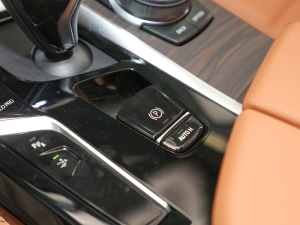 2021Ŀ 630i AOӋb v܇Ƅ