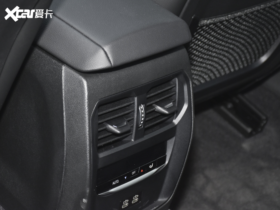 2022R4ϵT 425i Gran Coupe M\b