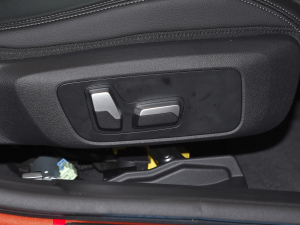 2022425i Gran Coupe M\(yn)(dng)ҹb g