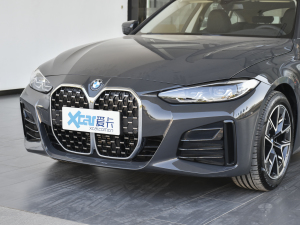 2022425i Gran Coupe M\b ^