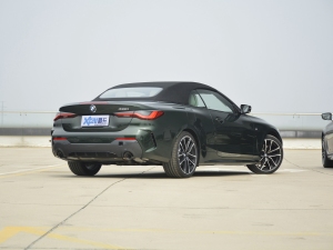 2021款改款 430i 敞篷 M运动曜夜版 整体外观