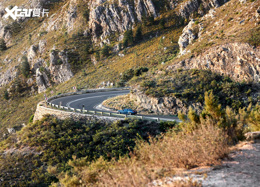 2021R4ϵ M440i xDrive Coupe