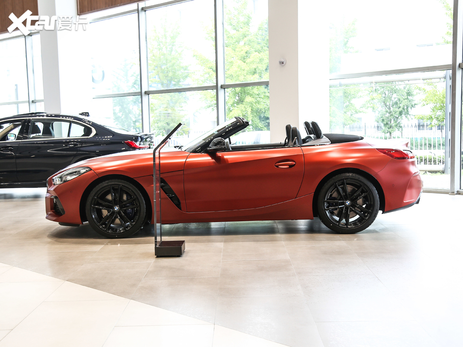 2020RZ4 sDrive 25i 