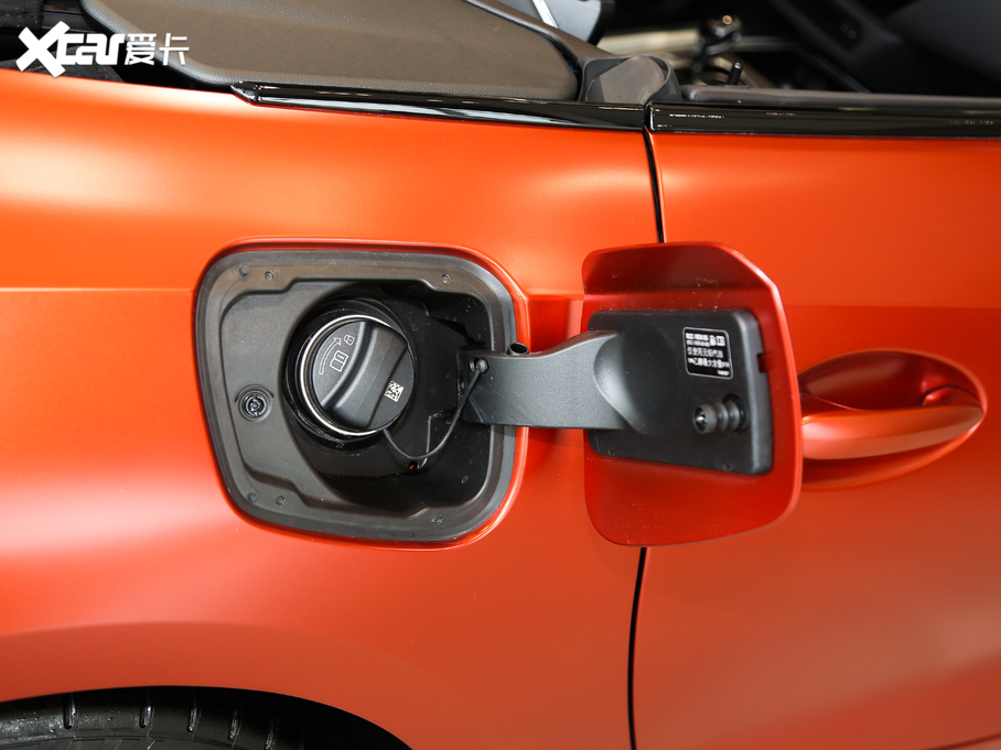 2020RZ4 sDrive 25i 