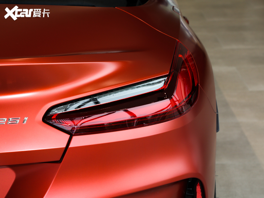 2020RZ4 sDrive 25i 