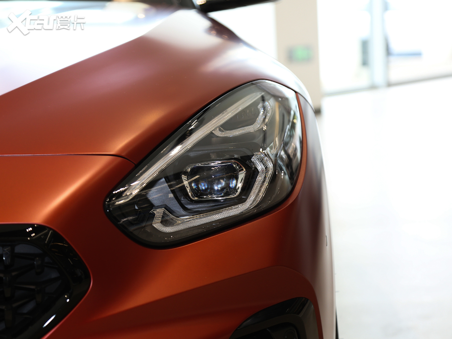 2020RZ4 sDrive 25i 