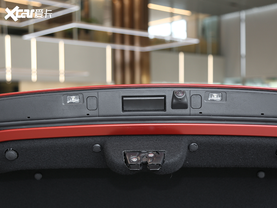 2020RZ4 sDrive 25i 