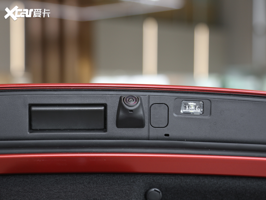 2020RZ4 sDrive 25i 