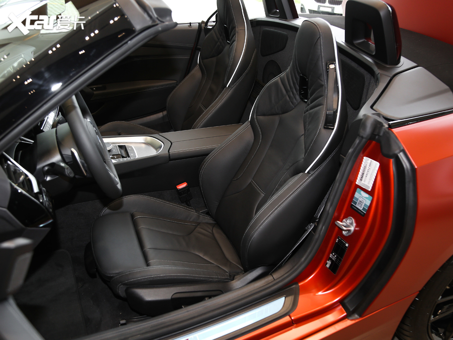 2020��RZ4 sDrive 25i ����������