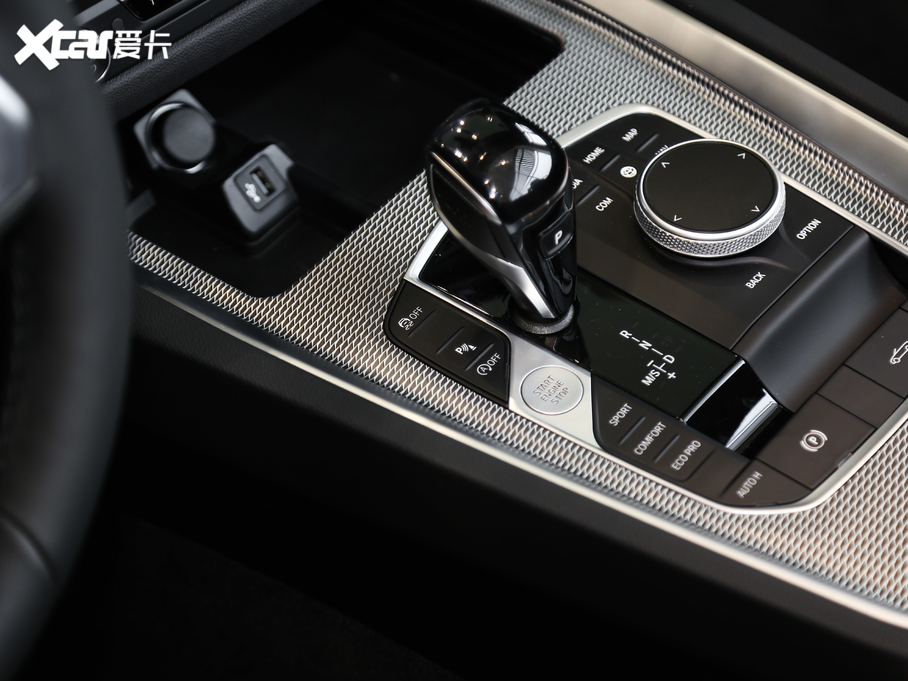 2020RZ4 sDrive 25i 