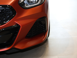 2020sDrive 25i  (x)(ji)^