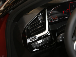 2020sDrive 25i  п؅^