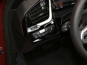 2020sDrive 25i  п؅^