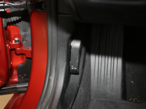 2020sDrive 25i  п؅^