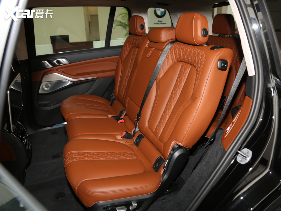 2021RX7 xDrive40i ͺAb