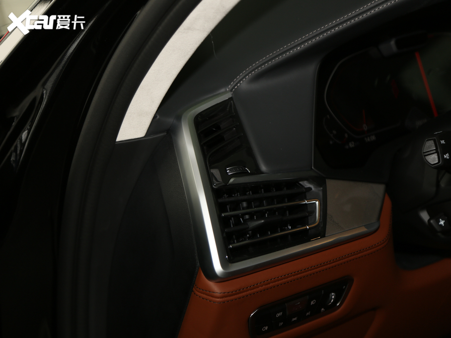 2021RX7 xDrive40i ͺAb