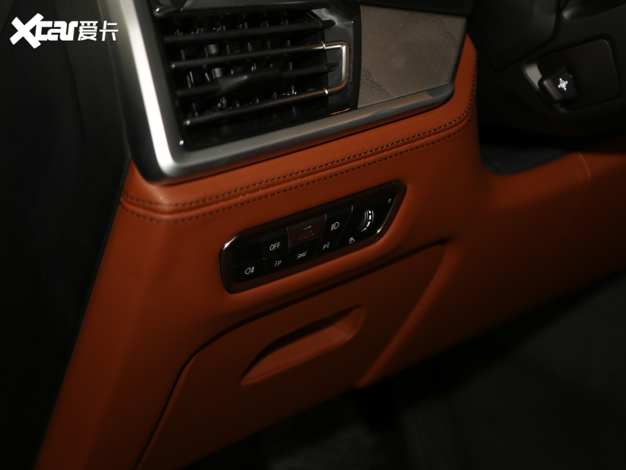 2021RX7 xDrive40i ͺAb