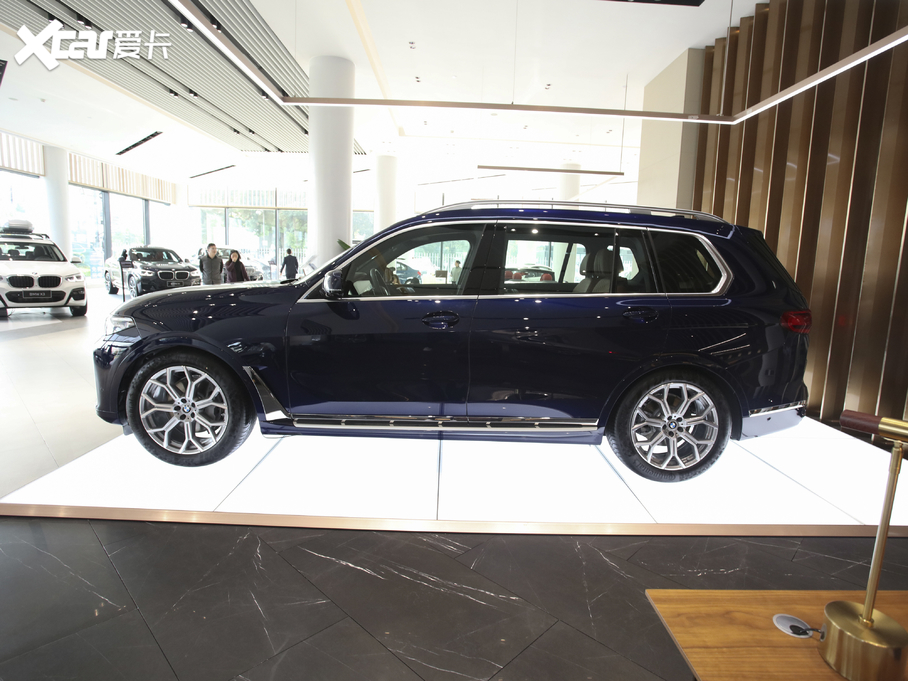 2021RX7 xDrive40i ͺAb