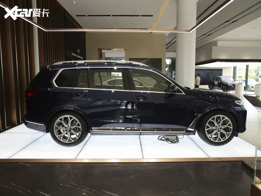 2021RX7 xDrive40i ͺAb