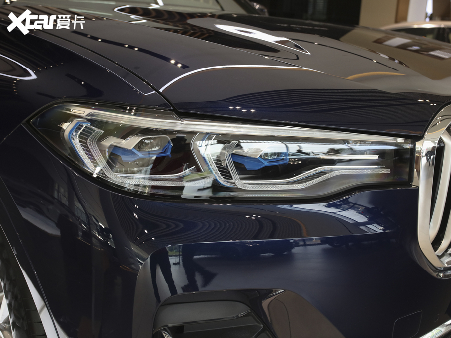 2021RX7 xDrive40i ͺAb