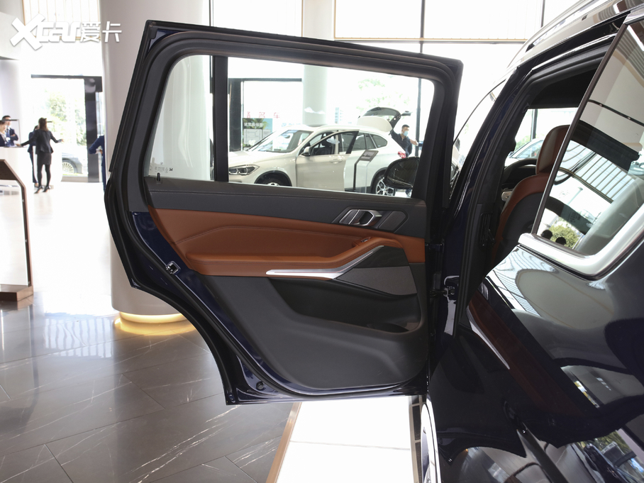 2021RX7 xDrive40i ͺAb