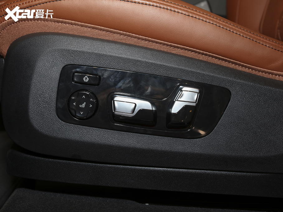 2021RX7 xDrive40i ͺAb