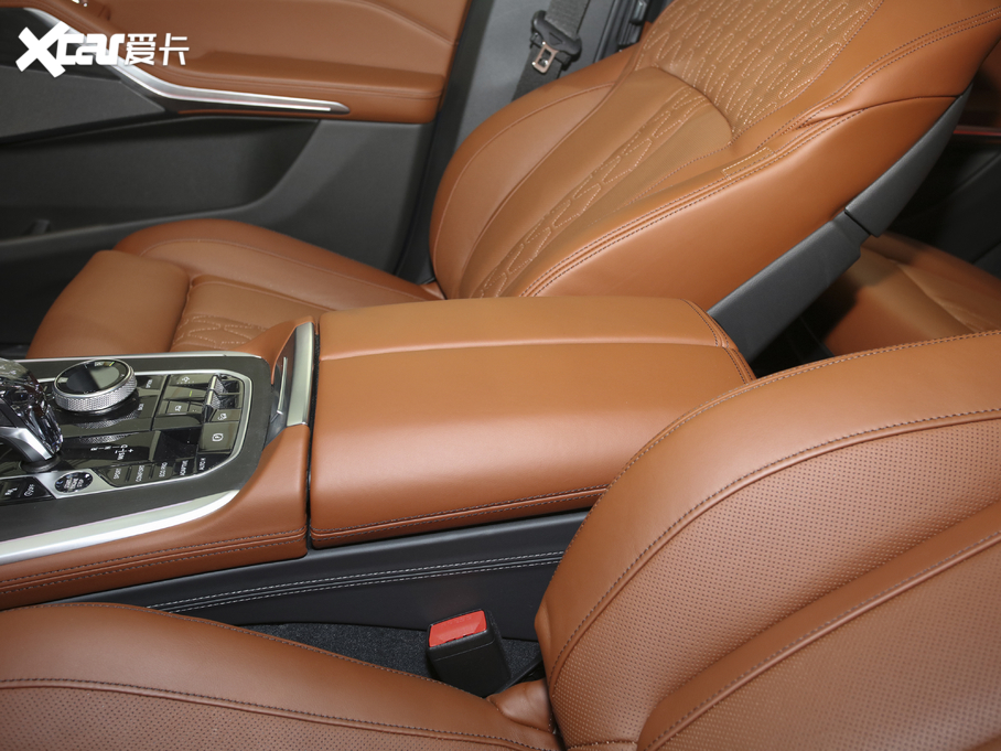 2021RX7 xDrive40i ͺAb