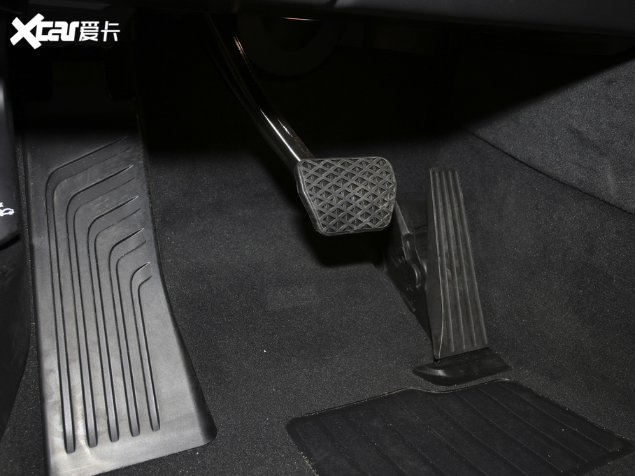 2021RX7 xDrive40i ͺAb