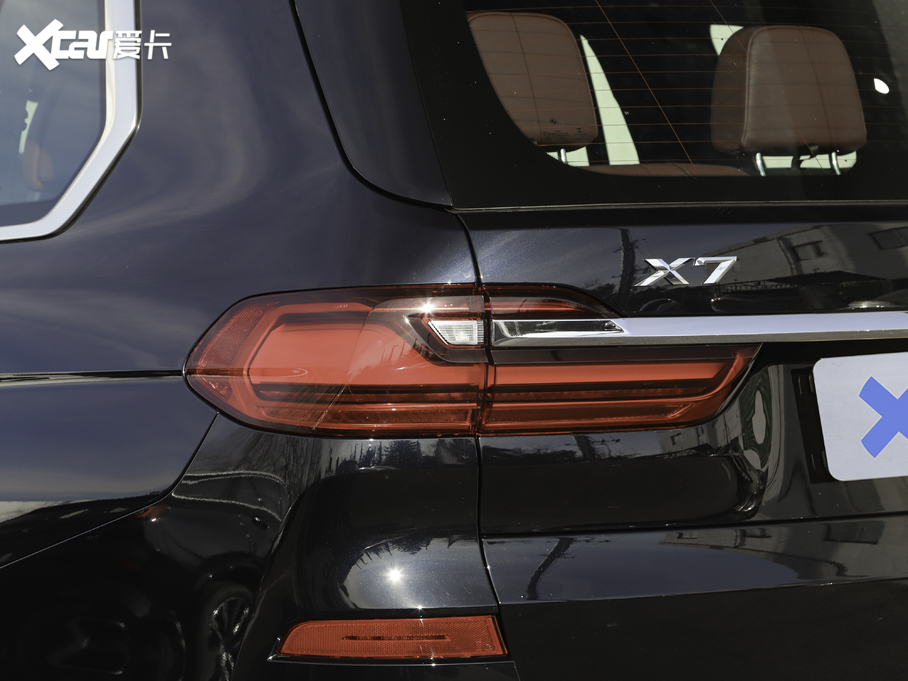 2021��RX7 xDrive40i ������M�\�����b