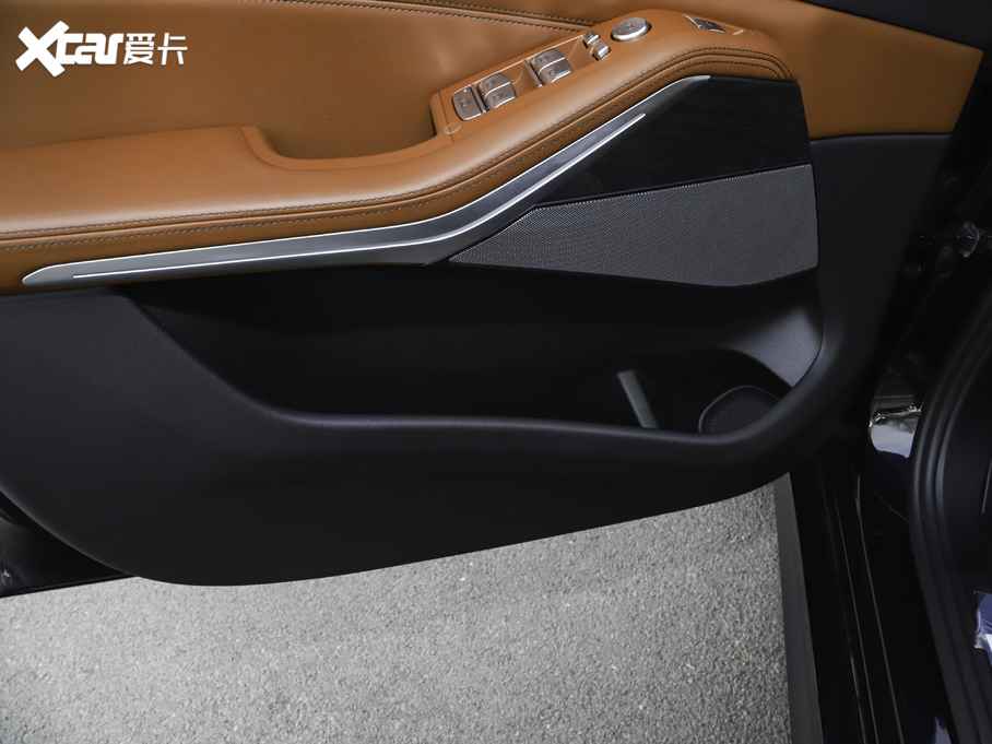 2021RX7 xDrive40i M\b