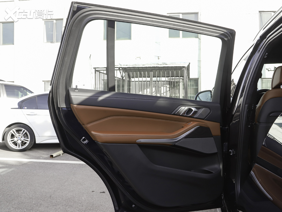 2021RX7 xDrive40i M\b