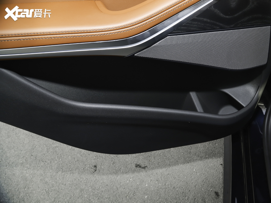 2021RX7 xDrive40i M\b