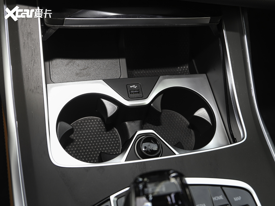 2021RX7 xDrive40i M\b