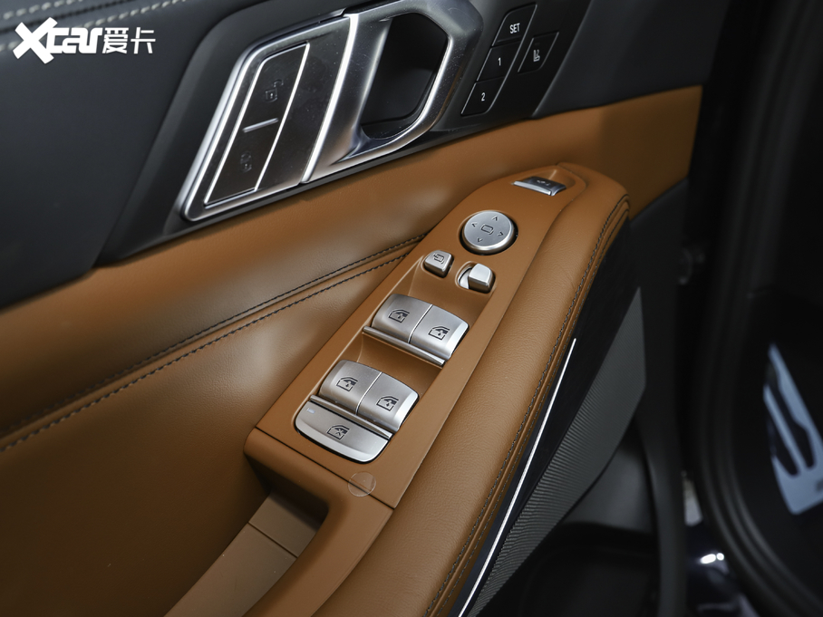 2021RX7 xDrive40i M\b