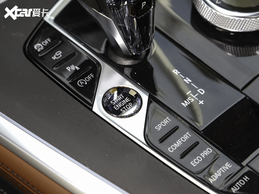 2021RX7 xDrive40i M\b