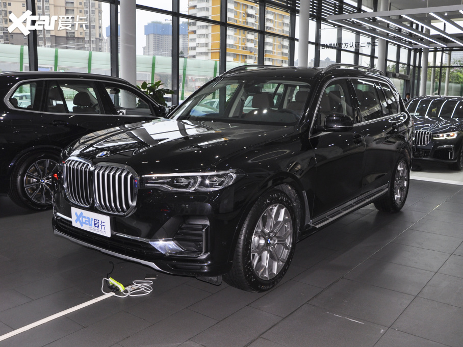 2021RX7 xDrive40i IͺAb