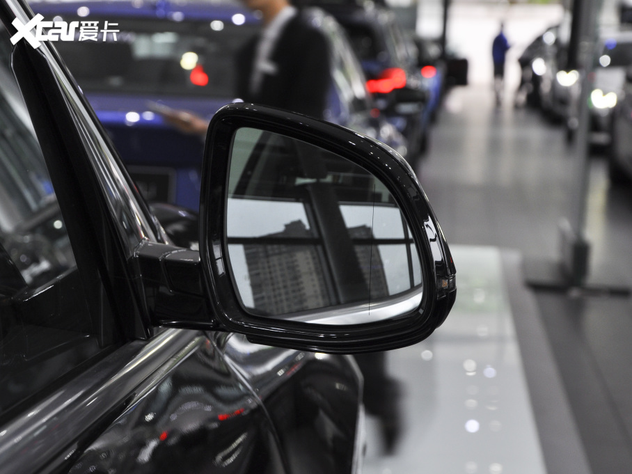 2021RX7 xDrive40i IͺAb