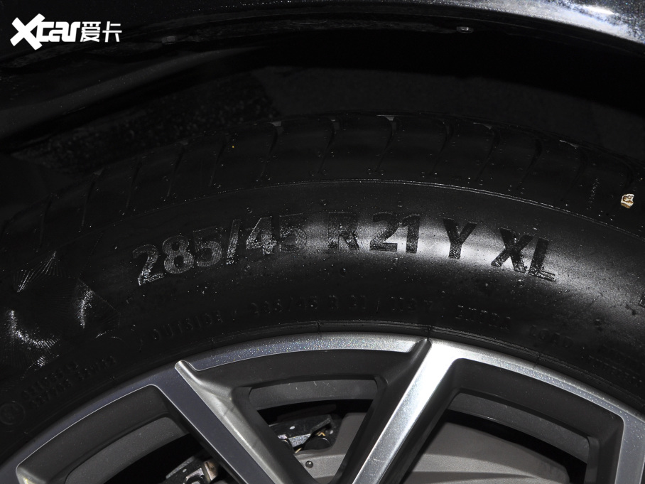 2021RX7 xDrive40i IͺAb