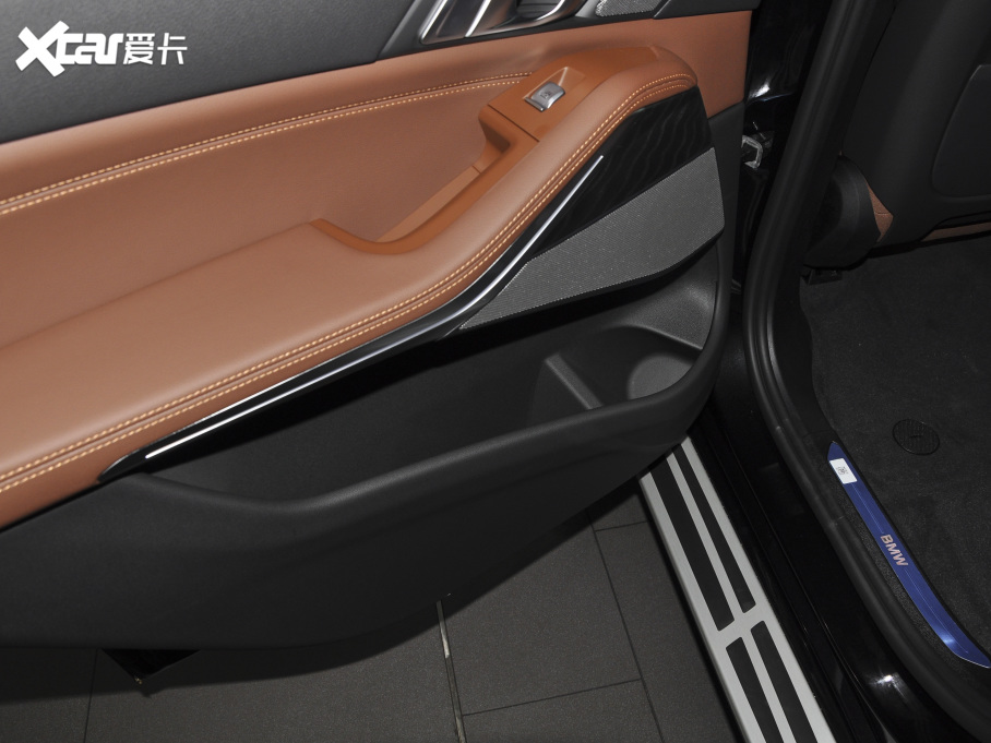 2021RX7 xDrive40i IͺAb