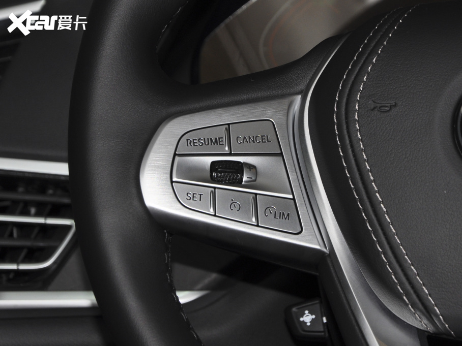 2021RX7 xDrive40i IͺAb