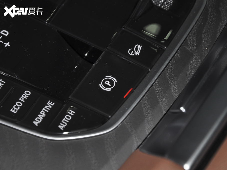 2021RX7 xDrive40i IͺAb