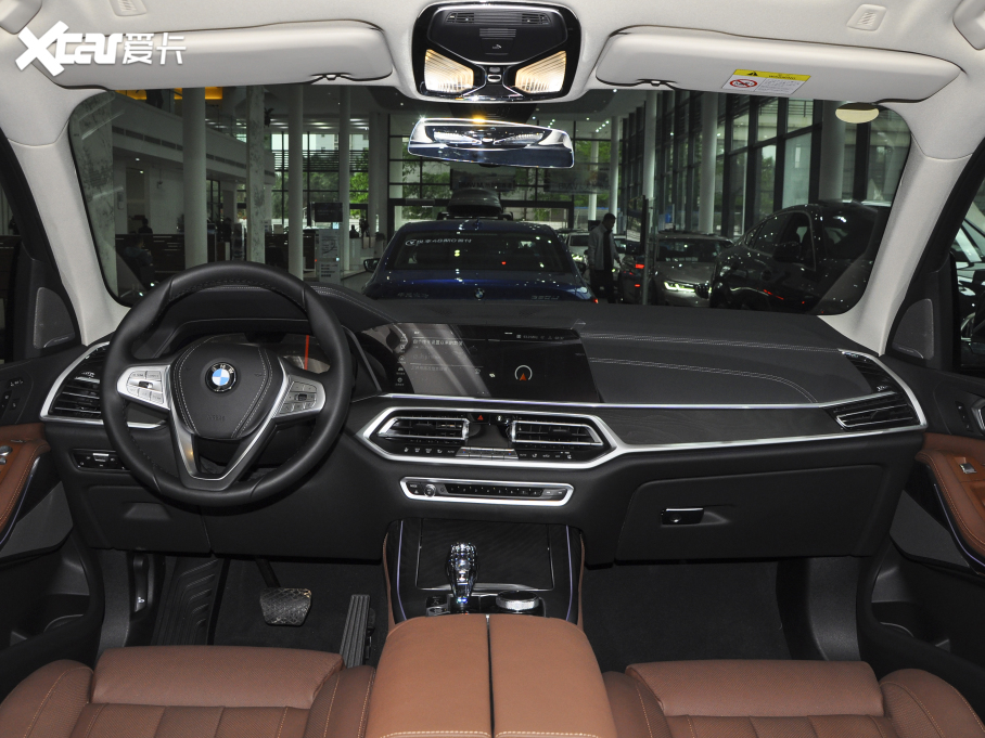 2021RX7 xDrive40i IͺAb