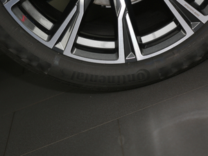 2021xDrive40i ͺAb ݆̥Ʒ