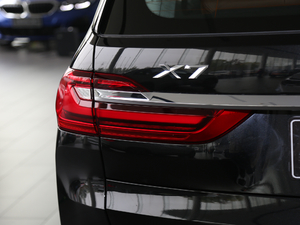 2021xDrive40i ͺAb ^